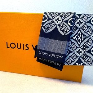 LOUIS VUITTON-  SINCE 1854 BANDEAU